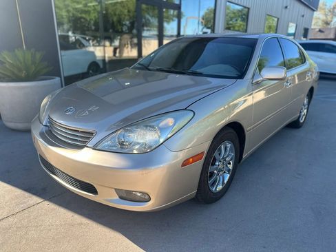 Used 2003 Lexus ES 330 image 2