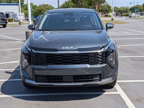 New 2026 Kia Sportage EX FWD image 8