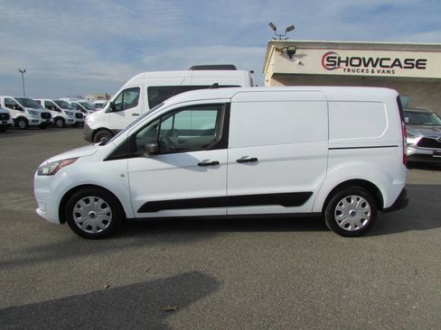 Used 2021 Ford Transit Connect XLT image 9