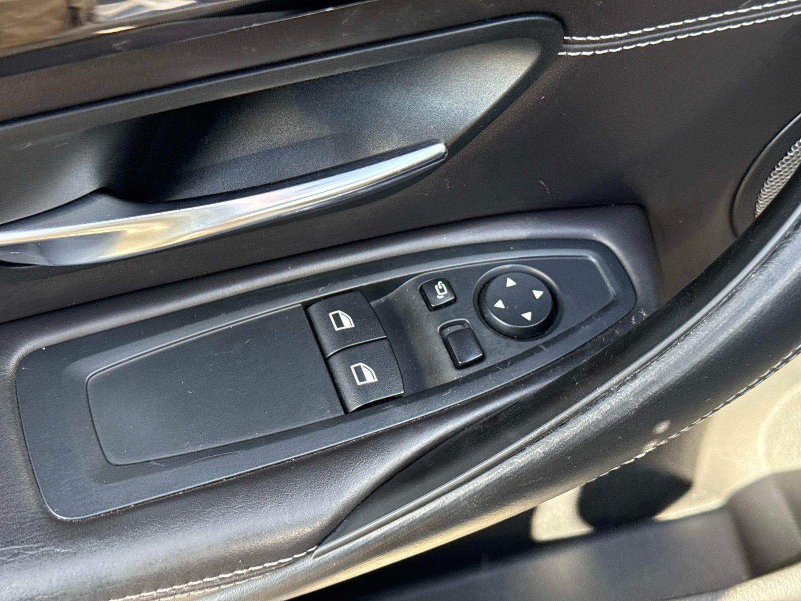 Used 2017 BMW M4 Coupe RWD image 13