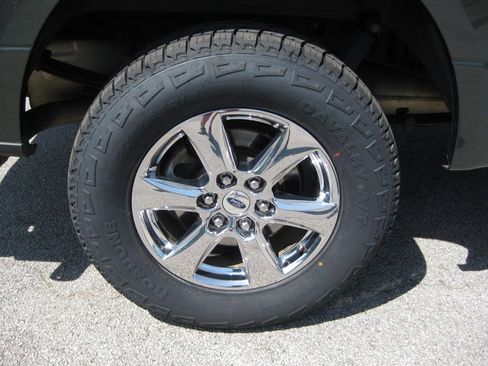 Used 2018 Ford F150 XLT w/ Equipment Group 301A Mid image 9