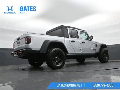 Used 2023 Jeep Gladiator Mojave image 22