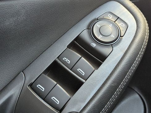 Used 2023 Buick Encore GX Preferred image 23