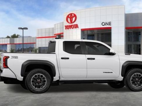 New 2026 Toyota Tacoma TRD Off-Road AWD/4WD image 15