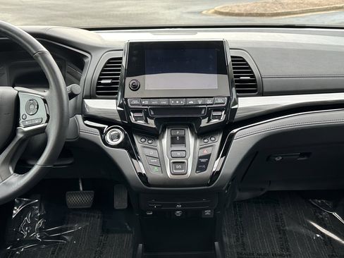 Certified 2024 Honda Odyssey Elite image 26
