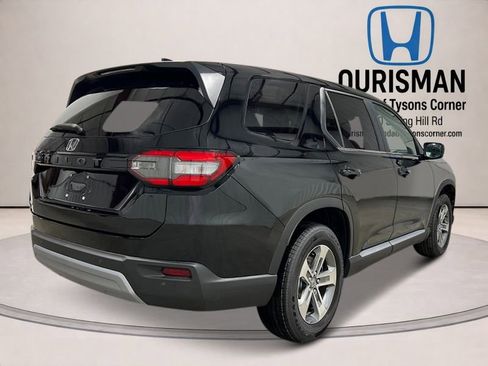 New 2025 Honda Pilot EX-L image 3