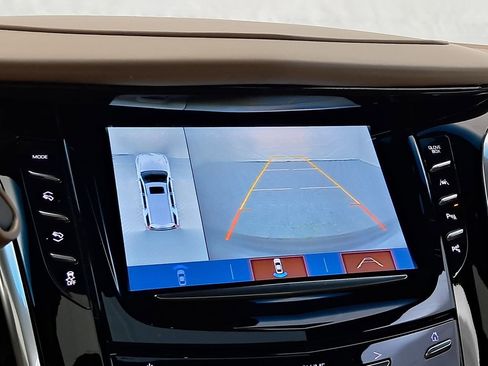 Used 2020 Cadillac Escalade ESV Platinum image 29