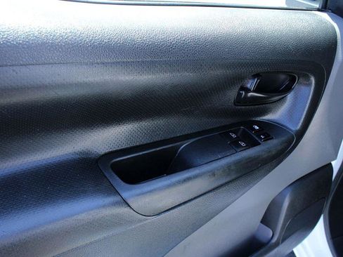 Used 2018 Nissan NV200 S image 8