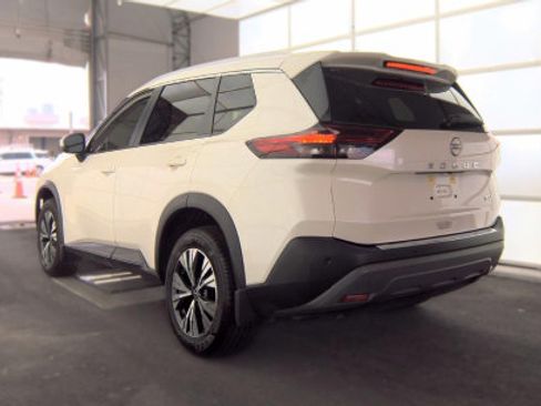 Used 2023 Nissan Rogue SV w/ SV Premium B Package FWD image 4