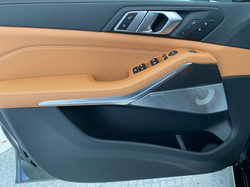 New 2026 BMW X5 M60i image 11