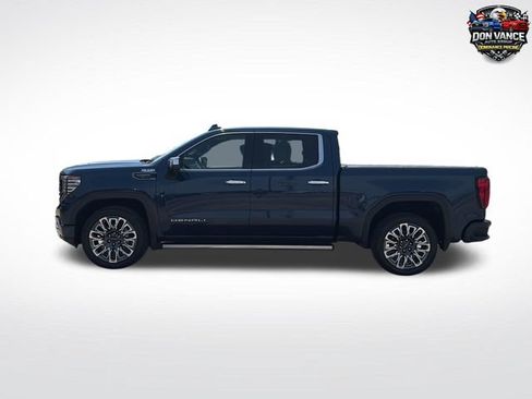 Used 2023 GMC Sierra 1500 Denali Ultimate AWD/4WD image 2