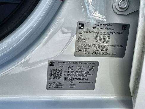 Certified 2024 Chevrolet Silverado 2500 Custom image 33