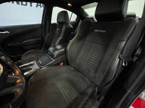 Used 2019 Dodge Charger Scat Pack w/ Daytona Edition Group RWD image 13
