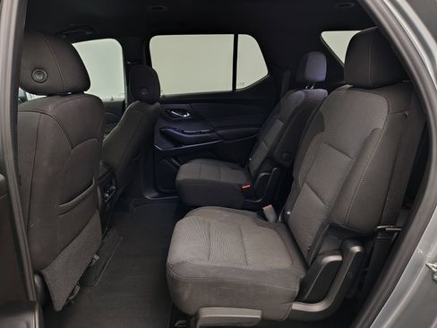 Used 2023 Chevrolet Traverse LT AWD/4WD image 25