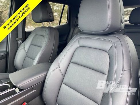 Used 2026 Chevrolet Equinox LT w/ Convenience Package II image 3