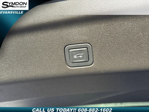 Used 2021 Chevrolet Tahoe High Country image 6