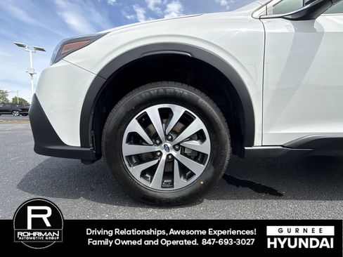 Used 2022 Subaru Outback Premium AWD/4WD image 11