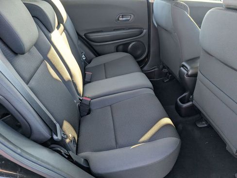 Used 2019 Honda HR-V LX image 41