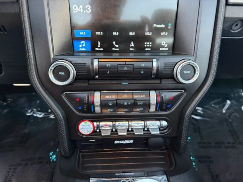 Used 2016 Ford Mustang GT Premium w/ Equipment Group 401A RWD image 26