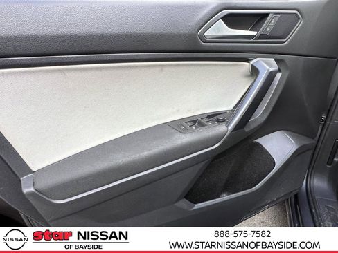 Used 2021 Volkswagen Tiguan S image 14