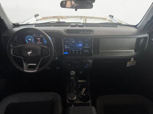 New 2025 Ford Bronco 4-Door image 11