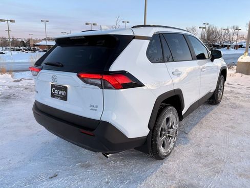 Used 2025 Toyota RAV4 XLE image 8