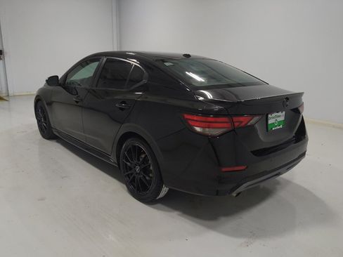 Used 2022 Nissan Sentra SR w/ Trunk Package FWD image 5