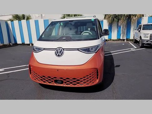 New 2025 Volkswagen ID. Buzz 1st Edition image 33