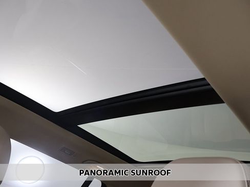 Used 2023 Mercedes-Benz GLS 450 4MATIC w/ AMG Line Exterior image 4