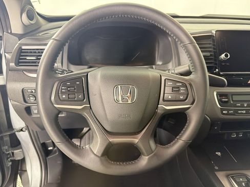 Certified 2025 Honda Ridgeline RTL image 18