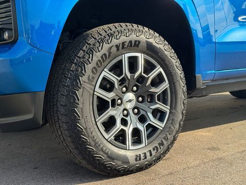 Used 2024 Chevrolet Colorado Z71 image 25