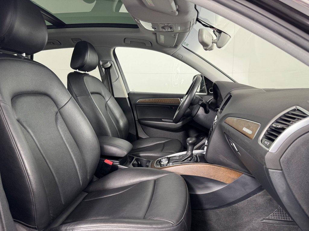 Used 2014 Audi Q5 2.0T Premium Plus AWD/4WD image 24