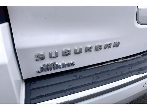 Used 2016 Chevrolet Suburban LTZ image 34