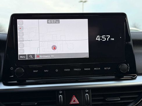 Used 2023 Kia Forte GT-Line w/ GT-Line Premium Package image 23