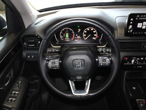 Used 2023 Honda Pilot EX-L image 13