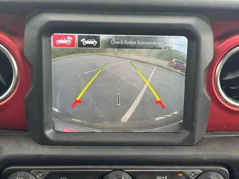 Used 2021 Jeep Wrangler Unlimited Rubicon image 19