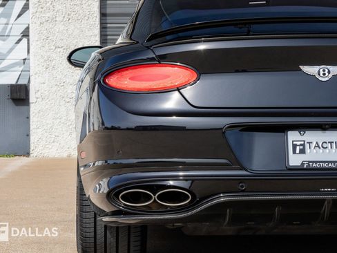 Used 2023 Bentley Continental GT Speed image 15