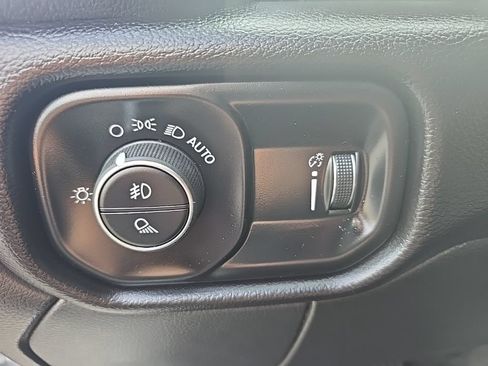 New 2025 RAM 2500 Big Horn AWD/4WD image 31