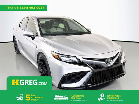 Used 2023 Toyota Camry SE w/ Convenience Package image 1