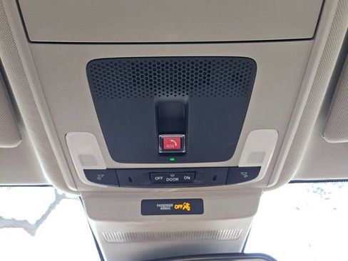 Certified 2025 Honda Accord LX image 21