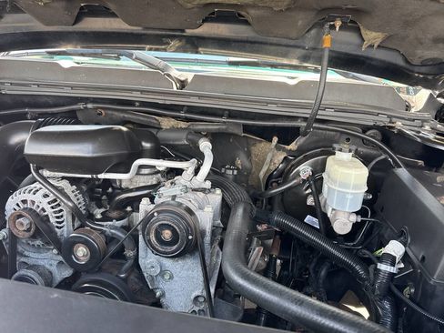 Used 2013 Chevrolet Silverado 1500 W/T image 13