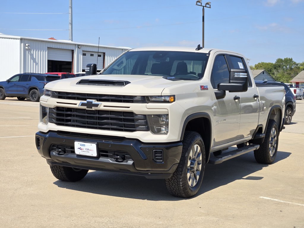 Used 2026 Chevrolet Silverado 2500 Custom w/ Custom Value Package AWD/4WD image 3