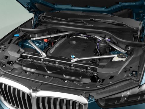 Used 2026 BMW X5 xDrive50e AWD/4WD image 15