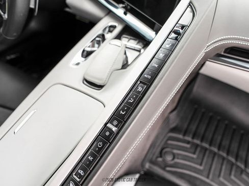 Used 2024 Chevrolet Corvette Stingray Premium Conv w/ Stealth Interior Trim Package image 84