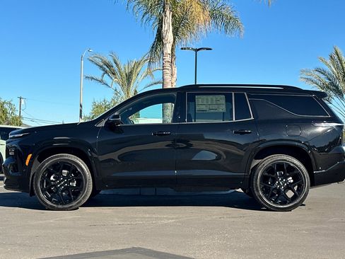 New 2026 Chevrolet Traverse RS w/ LPO, Illumination Package image 7