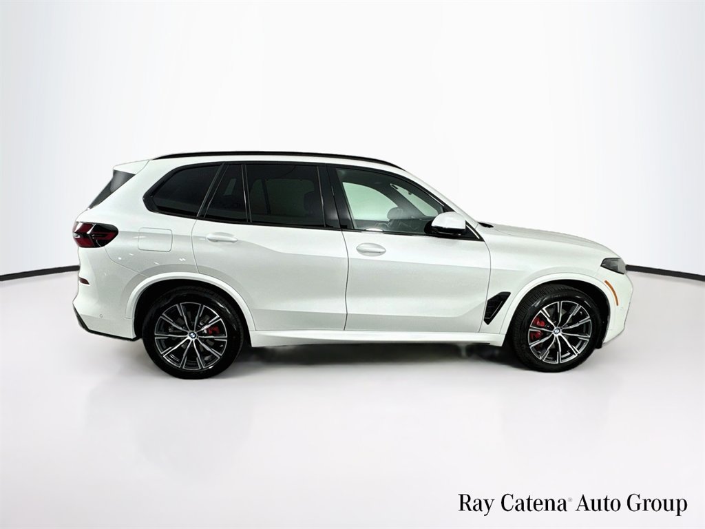 Used 2026 BMW X5 xDrive40i w/ M Sport Package AWD/4WD image 8