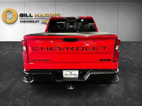 Used 2025 Chevrolet Silverado 1500 ZR2 w/ Dark Appearance Package AWD/4WD image 39