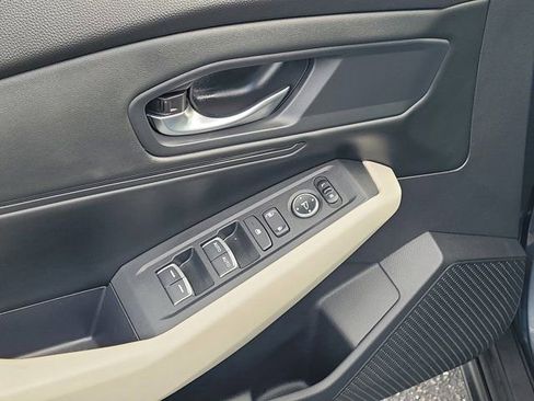 Certified 2023 Honda Accord EX image 16