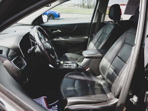 Used 2018 Chevrolet Equinox Premier image 23