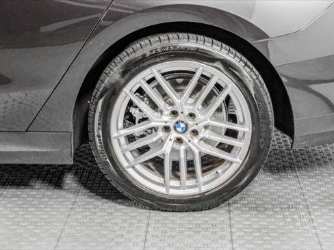 Used 2025 BMW 530i w/ Premium Package RWD image 37